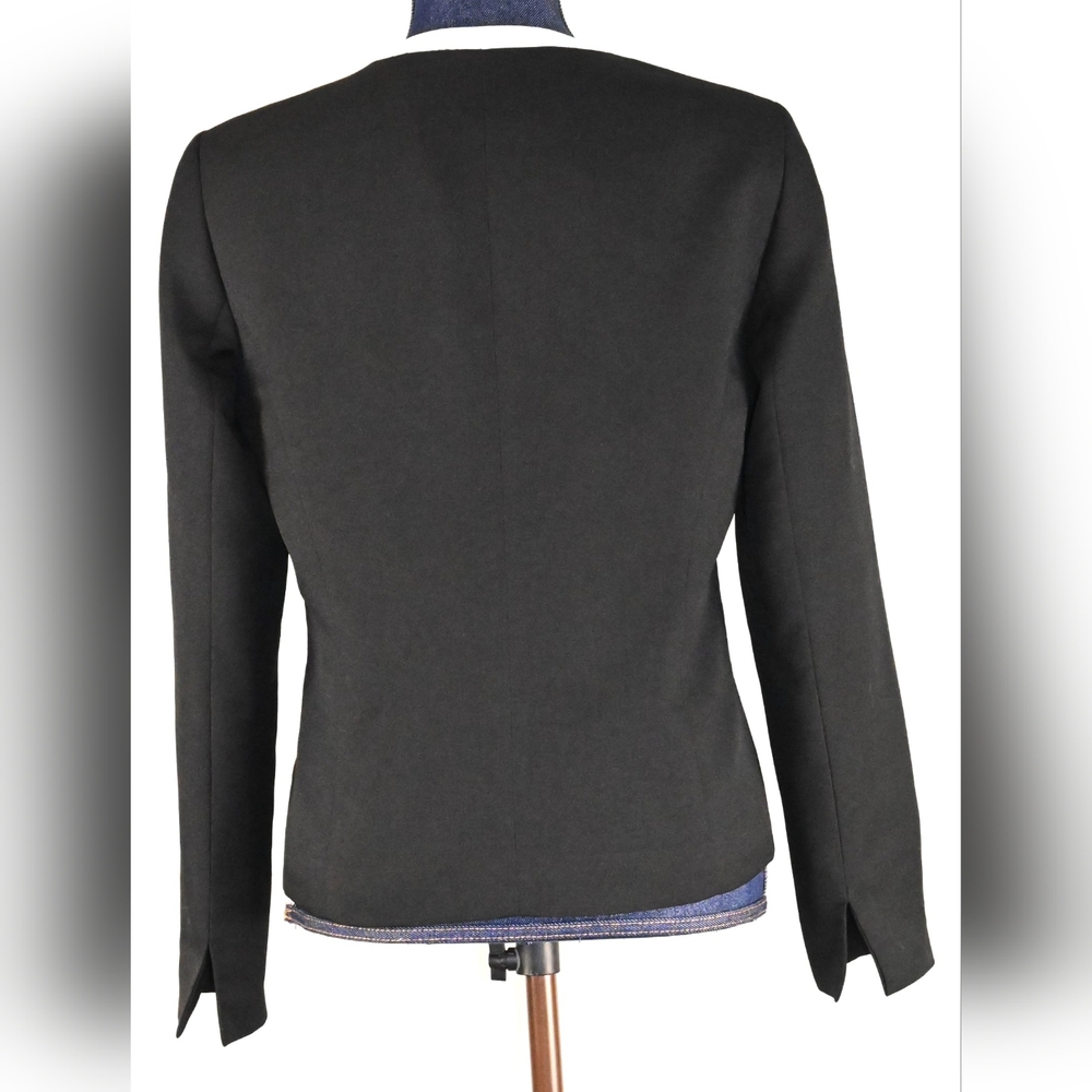 Black Label By Evan Picone of Kasper Group LLC, New York Black & White Blazer 8 - Picture 2 of 16